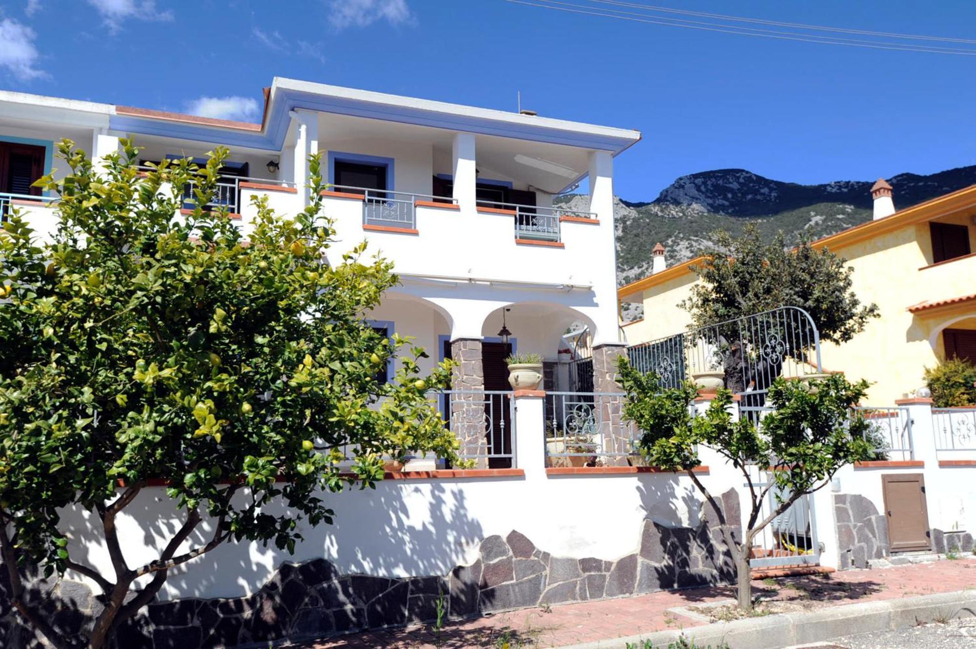 Suite Torrigiani Cala Gonone Εξωτερικό φωτογραφία